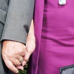 Prea batrana pentru o intalnire?Mai gandeste-te! Prea batrana pentru o intalnire?Mai gandeste-te!